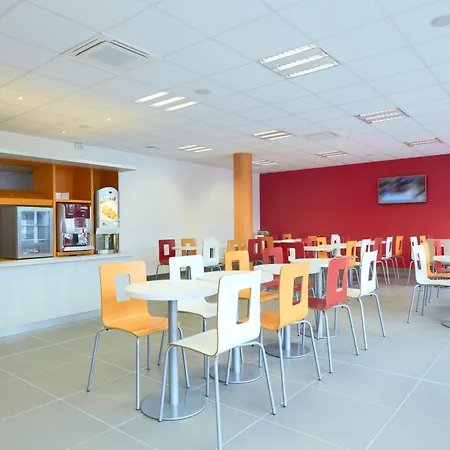 ホテル Premiere Classe Bordeaux Ouest - Aeroport 2*