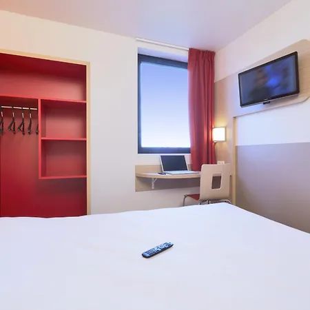 Premiere Classe Bordeaux Ouest - Aeroport ホテル Mérignac