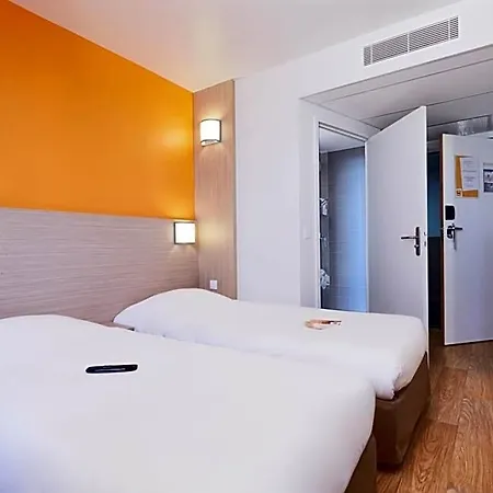 Premiere Classe Bordeaux Ouest - Aeroport Hotel 2*