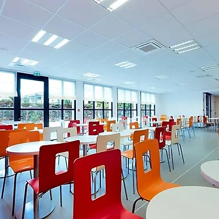 Premiere Classe Bordeaux Ouest - Aeroport 2* Mérignac