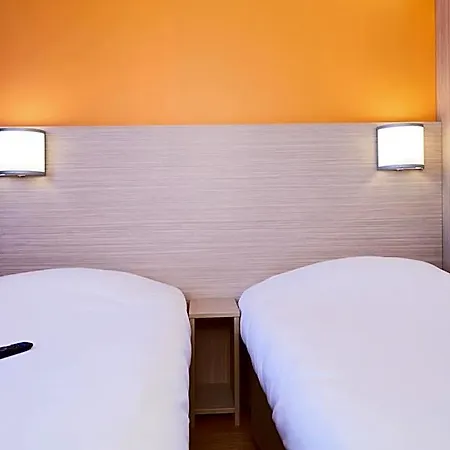 Premiere Classe Bordeaux Ouest - Aeroport Hotel 2*