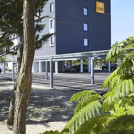 Premiere Classe Bordeaux Ouest - Aeroport Hotell 2*