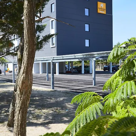 Premiere Classe Bordeaux Ouest - Aeroport ホテル 2*