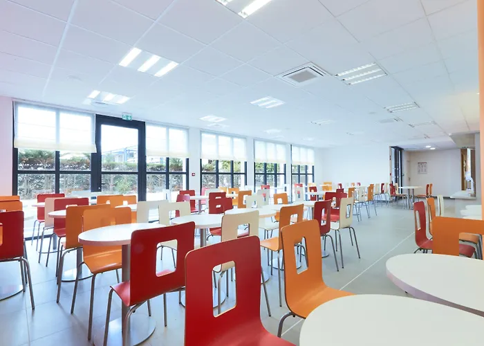 Premiere Classe Bordeaux Ouest - Aéroport Hotel 2*