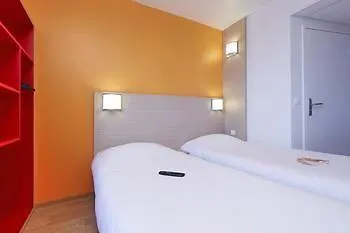 Premiere Classe Bordeaux Ouest - Aeroport Hotell 2*